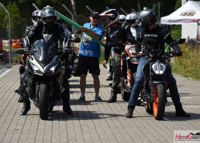 Szkolenia i eventy dla firm | Nauka jazdy na motorze ➫ MotoKenner ➫ Wrocław